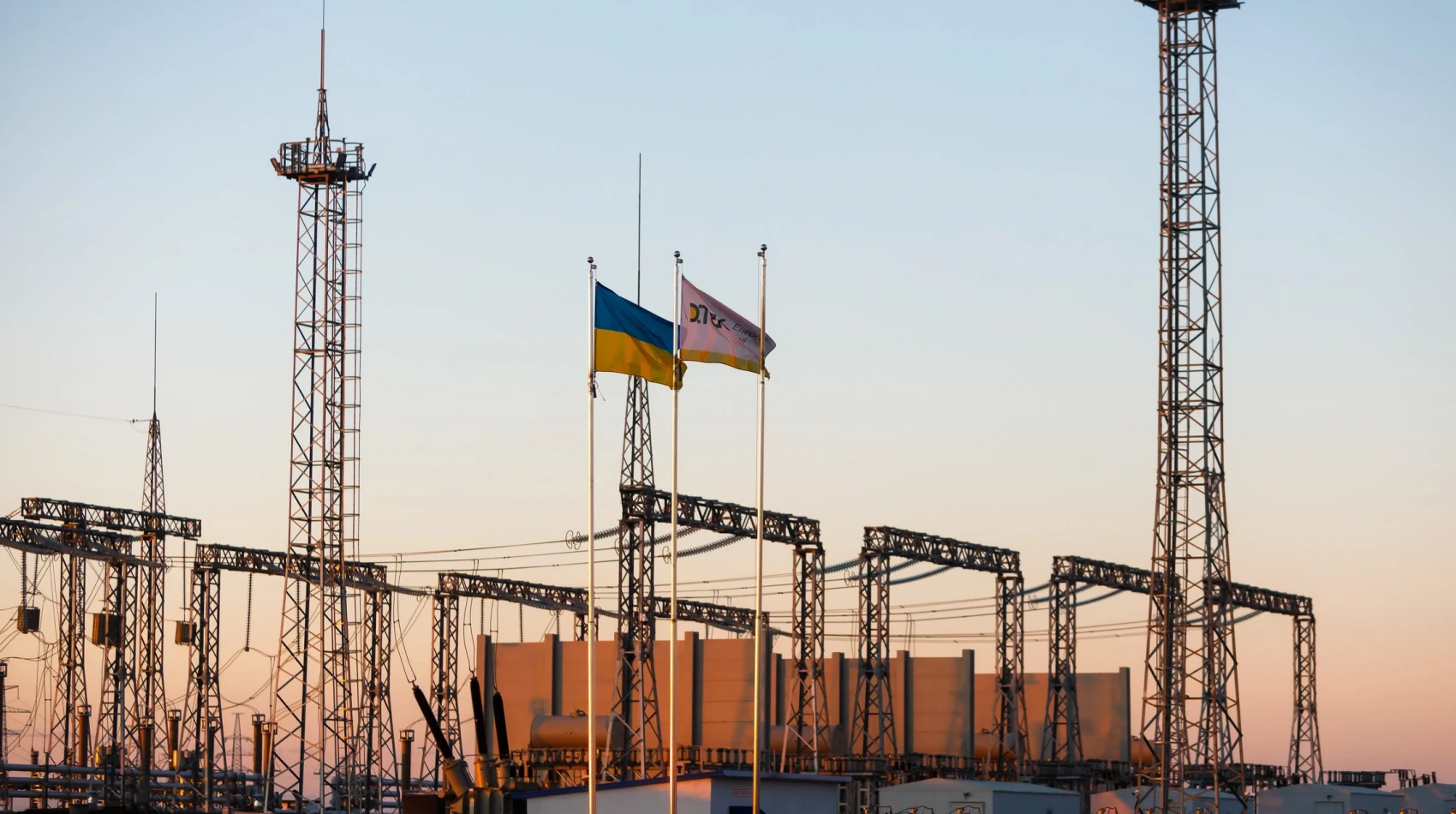 Як команда Тилігульську ВЕС під час війни будувала