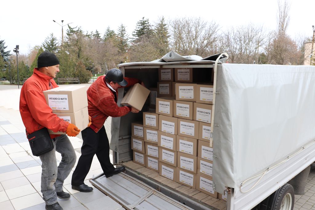 Громади Миколаївщини отримали 6460 продуктових наборів