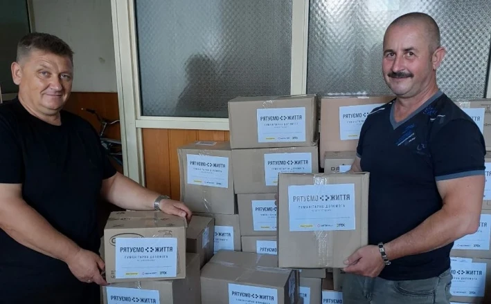 Підтримка приазовців у Запоріжжі: ДТЕК ВДЕ та Фонд Ріната Ахметова надали гуманітарну допомогу