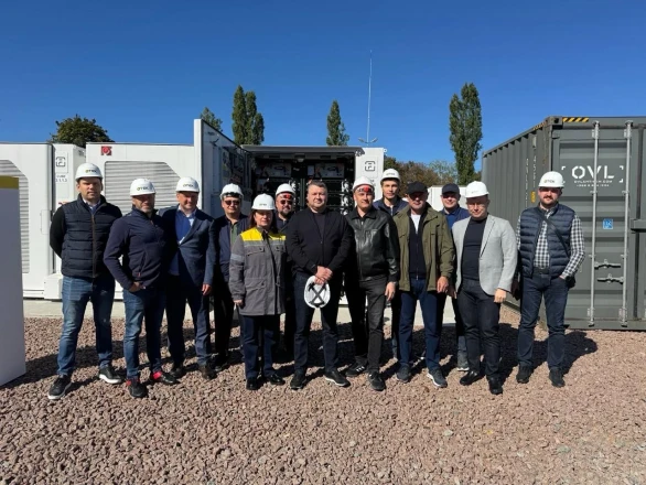 Члени НКРЕКП відвідали установку зберігання енергії ДТЕК ВДЕ